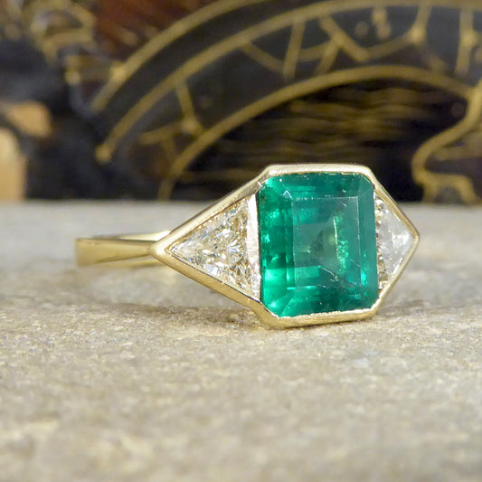 Vintage Emerald and Trillian Cut Diamond Three Stone in 18ct Yellow Gold - Wharfedale Antiques