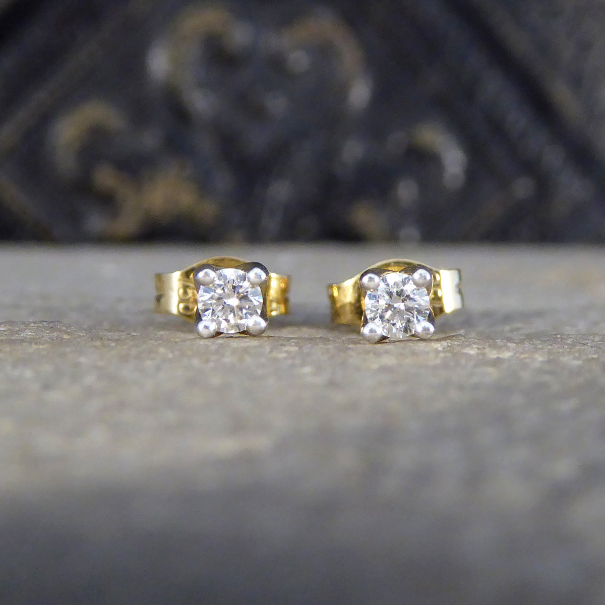 Diamond Stud Earrings in 18ct Yellow Gold