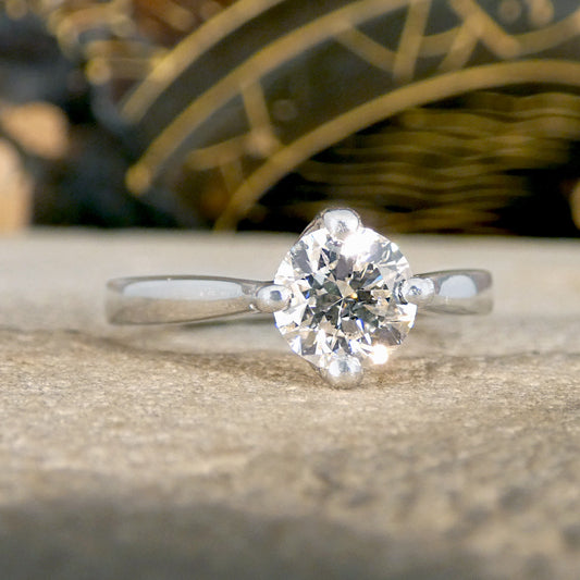 GIA Cert VVS2 0.90ct Brilliant Cut Diamond Solitaire Ring in Platinum - Wharfedale Antiques