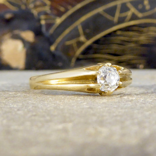 Late Victorian Old Cushion Cut Diamond Belcher set Ring in 18ct Yellow Gold - Wharfedale Antiques