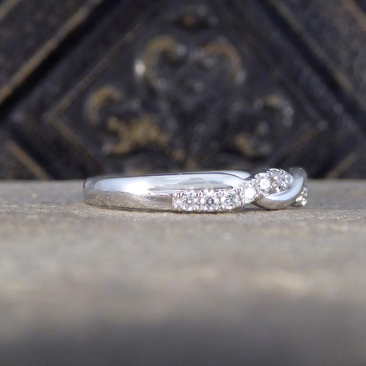 Diamond Twist Band Ring in 18ct White Gold