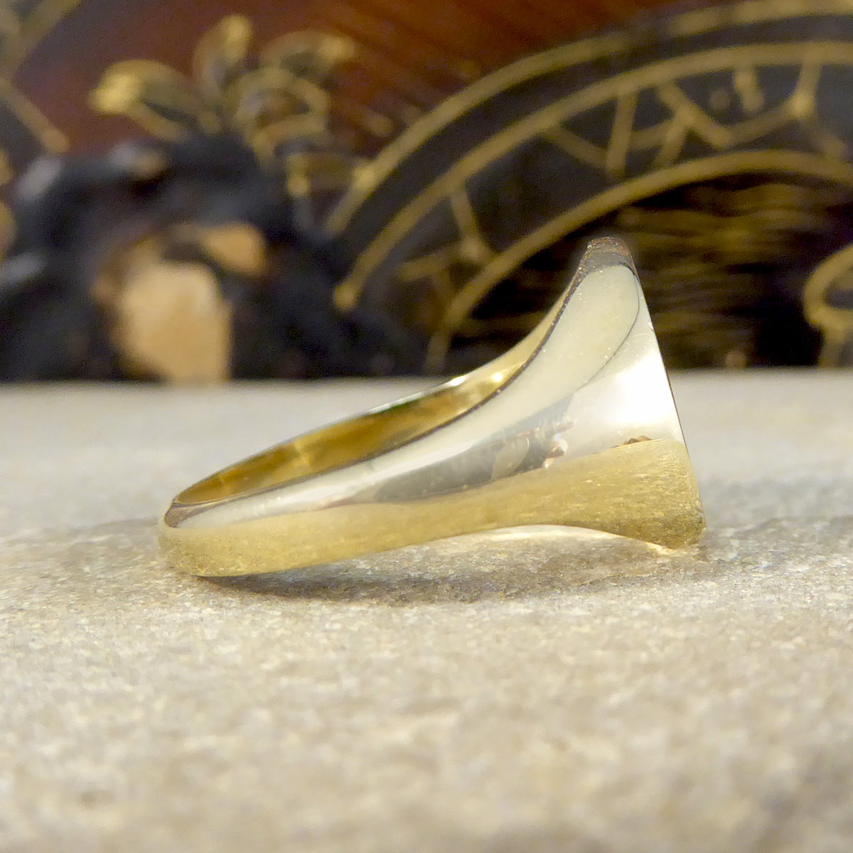New Circular Signet Pinky Ring in 9ct Yellow Gold - Wharfedale Antiques