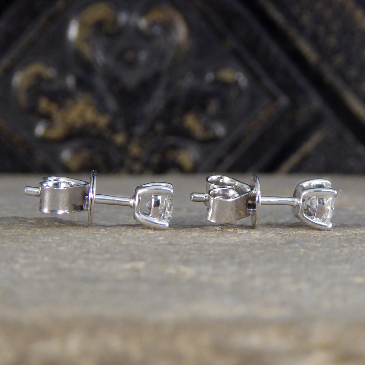 Classic Diamond Stud Earrings in 18ct White Gold - Wharfedale Antiques