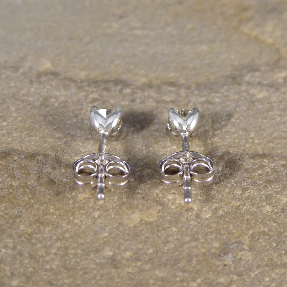 Classic Diamond Stud Earrings in 18ct White Gold - Wharfedale Antiques