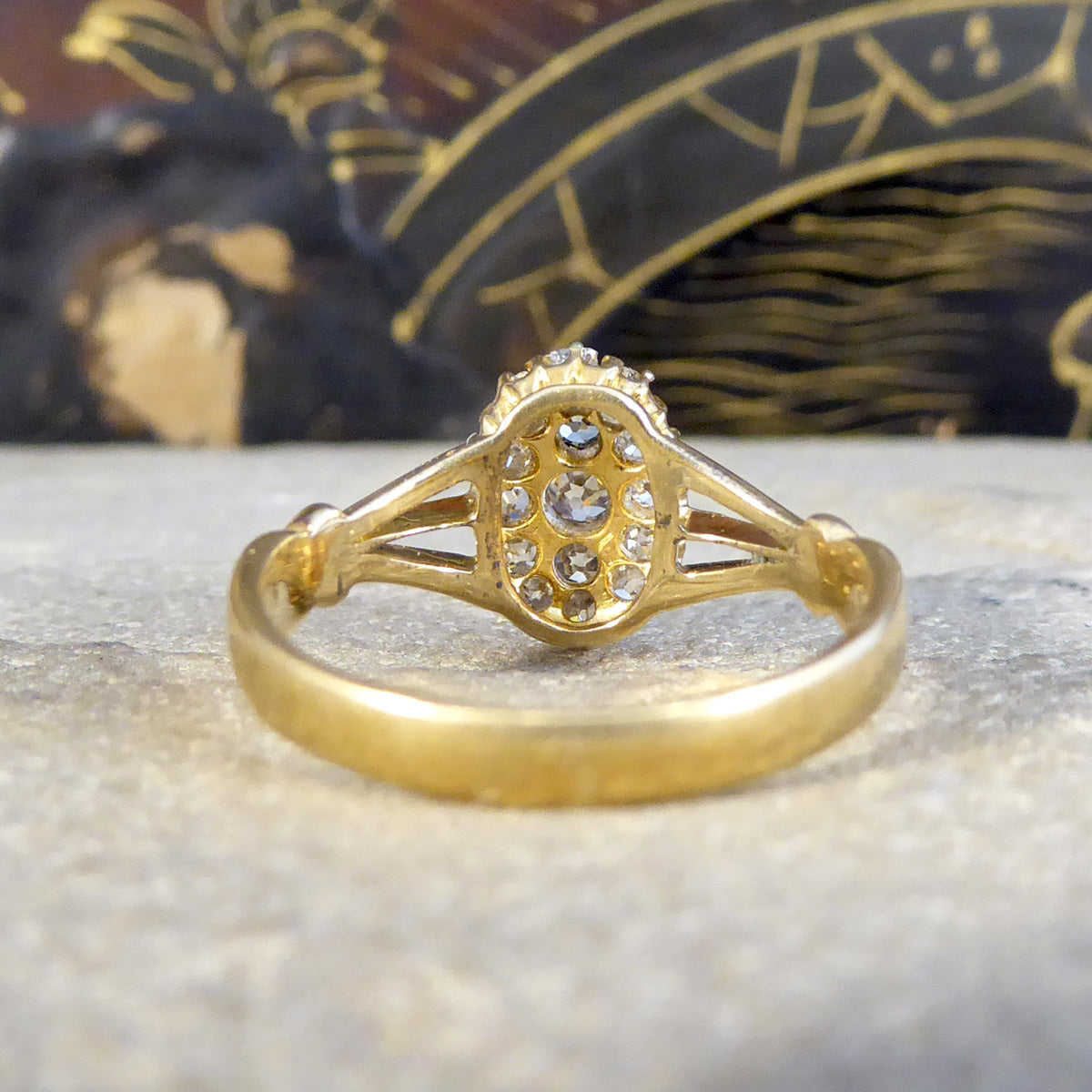 Antique Late Victorian Diamond Oval Cluster in 18ct Yellow Gold - Wharfedale Antiques