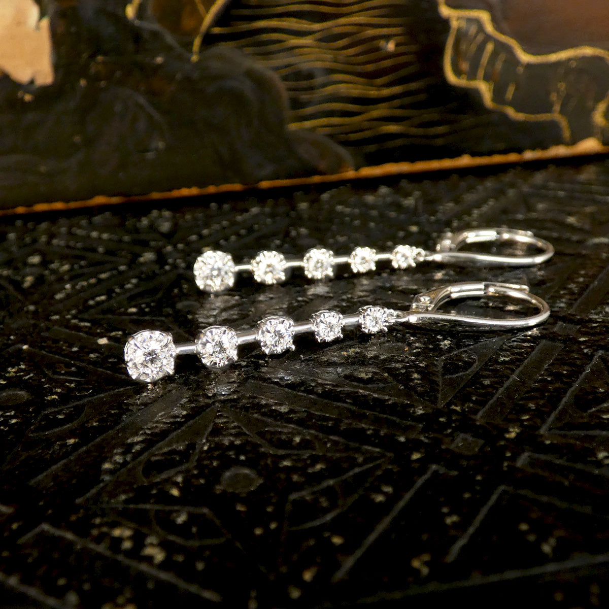 Graduated Diamond Drop Earrings in 18ct White Gold with Lever Backs - Wharfedale Antiques