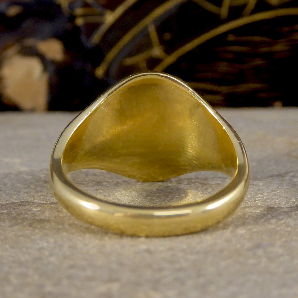 Vintage 18ct Yellow Gold Circular Plain Large Signet Ring - Wharfedale Antiques
