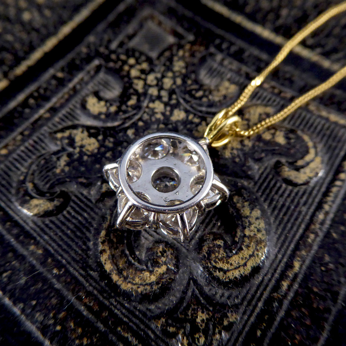 2.30ct Diamond Daisy Cluster Pendant Necklace in 18ct White and Yellow Gold - Wharfedale Antiques