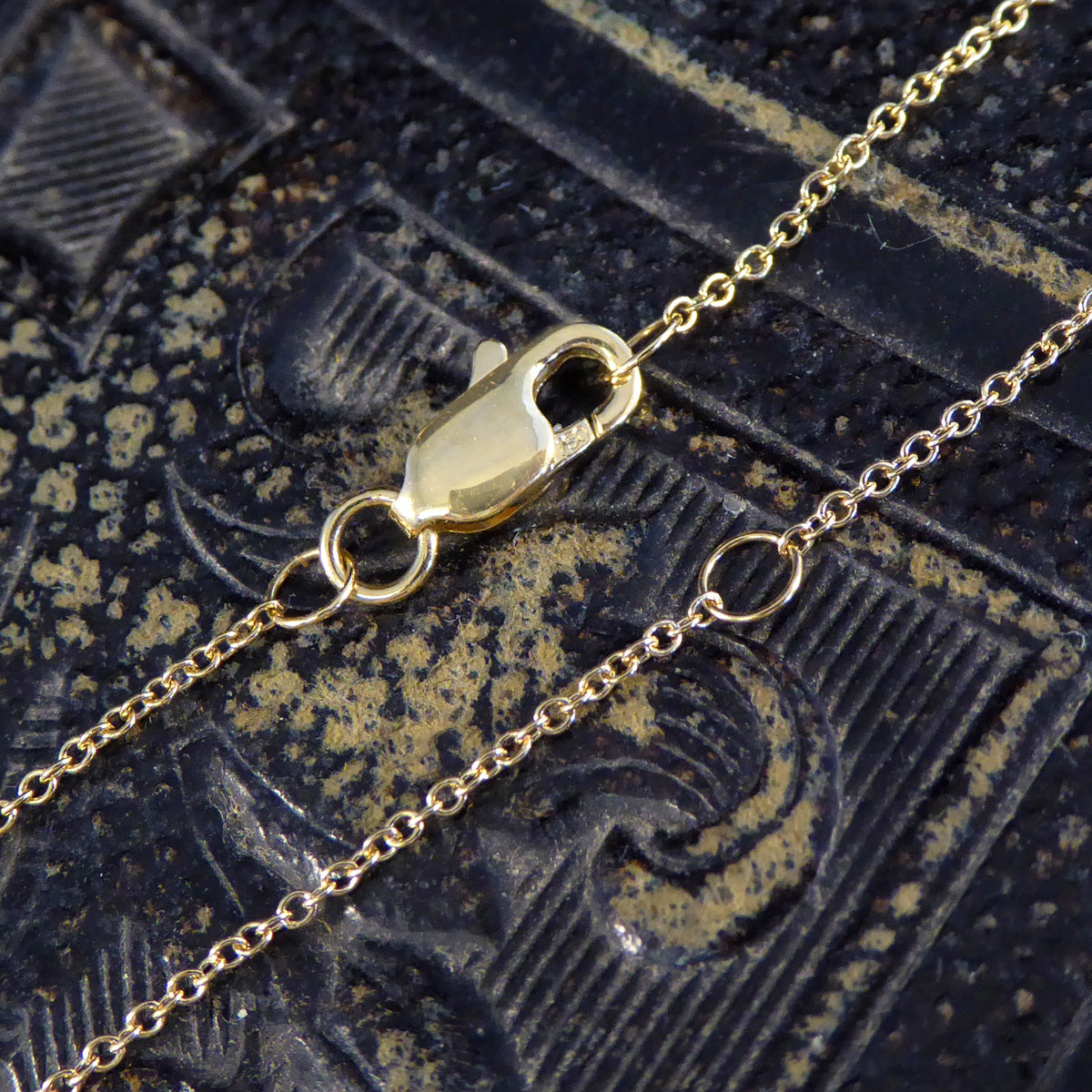 Diamond Flower Cluster Pendant Necklace in 18ct Yellow Gold - Wharfedale Antiques