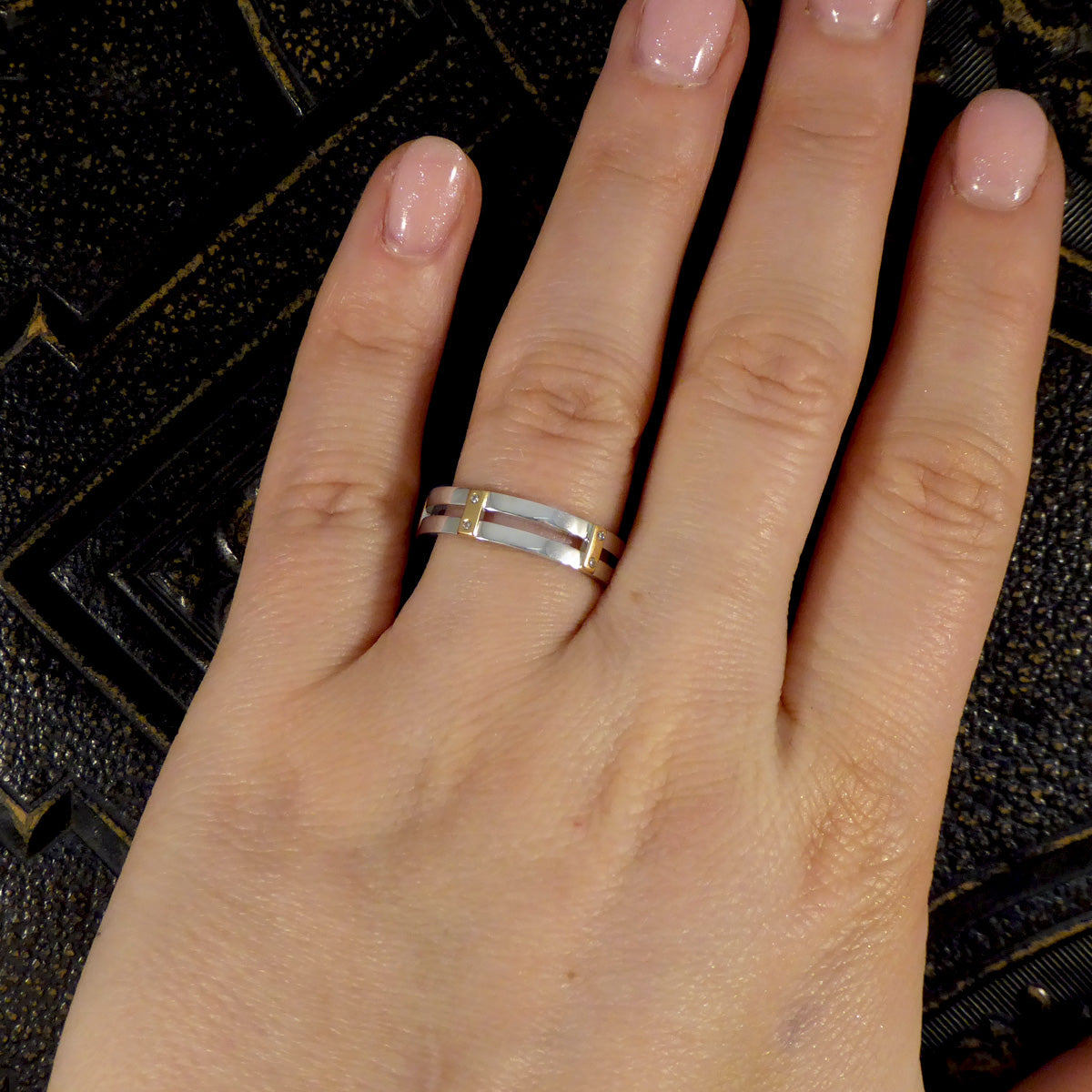 Brown and Newirth Two Tone Diamond Set Bar Band Ring in 18ct Gold - Wharfedale Antiques