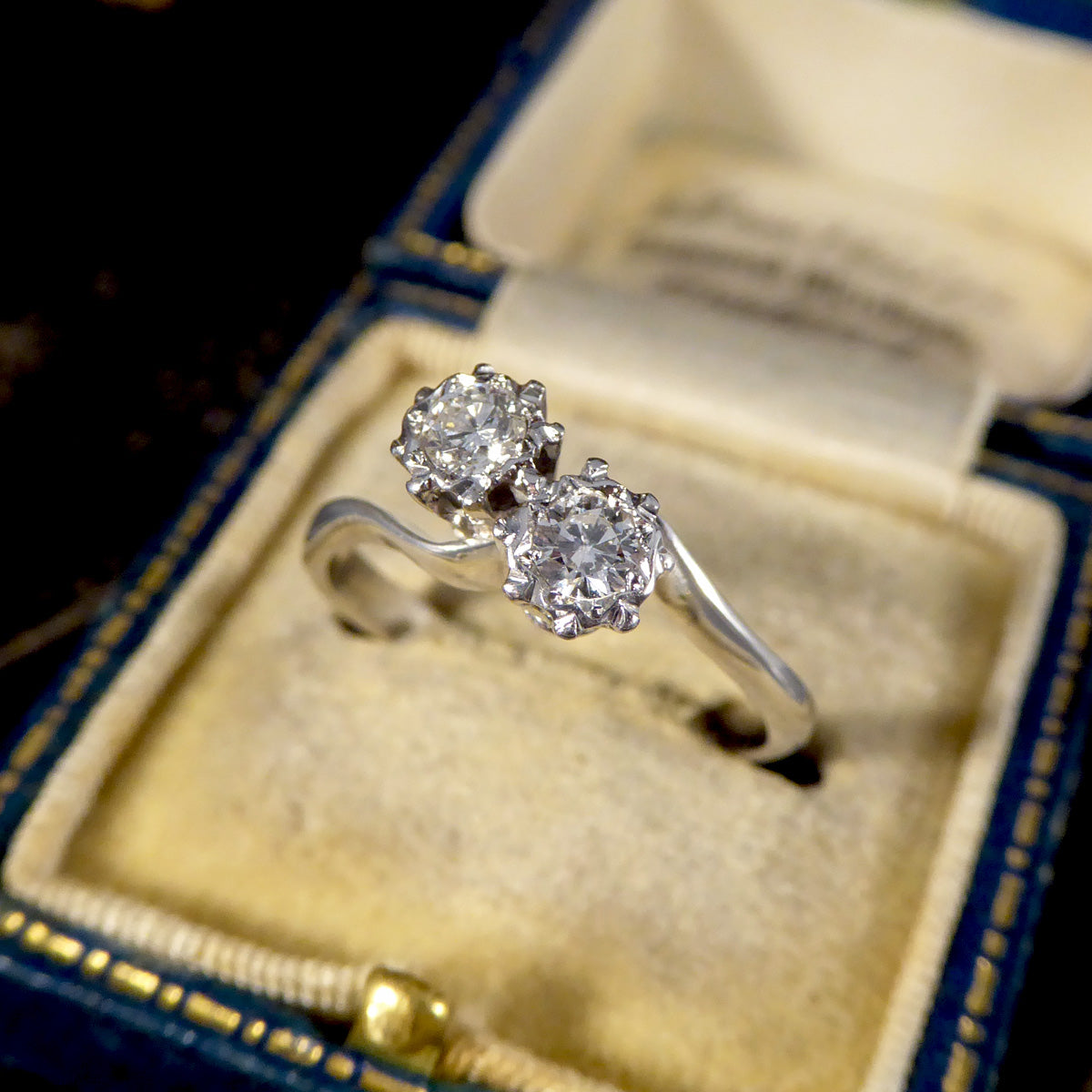 Vintage C1978 Diamond Toi Et Moi Illusion Set Twist Ring in 18ct White Gold - Wharfedale Antiques