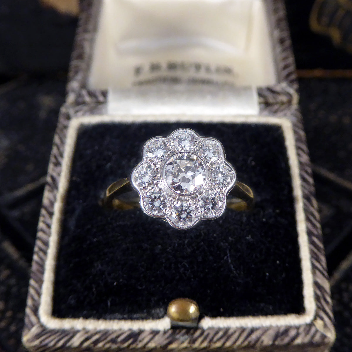 Vintage Daisy Diamond Bezel Set Cluster Ring in 18ct Yellow and White Gold - Wharfedale Antiques