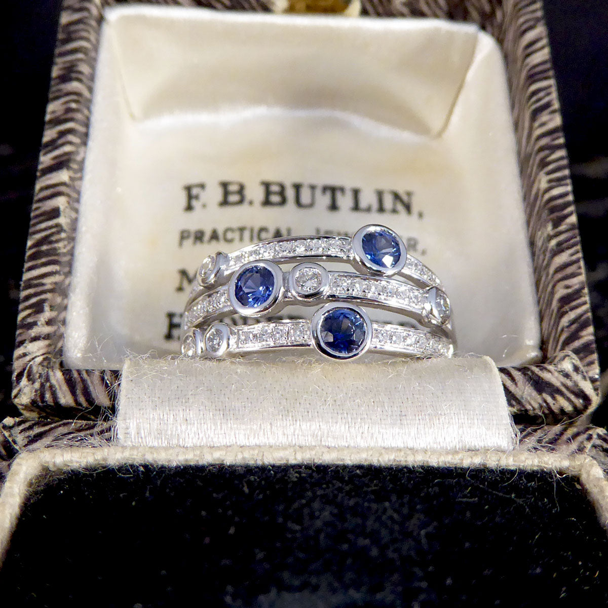 Ceylon Sapphire and Diamond Bubble Style Ring in Platinum - Wharfedale Antiques