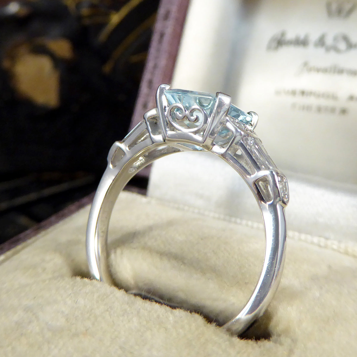 Modern 1.78ct Aquamarine and Diamond Staged Band Ring in Platinum - Wharfedale Antiques