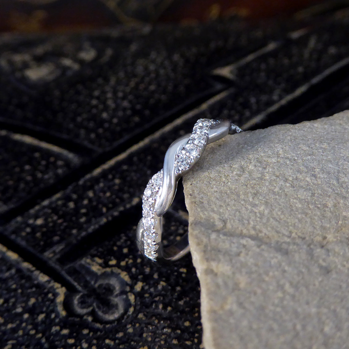 Diamond Twist Band Ring in 18ct White Gold