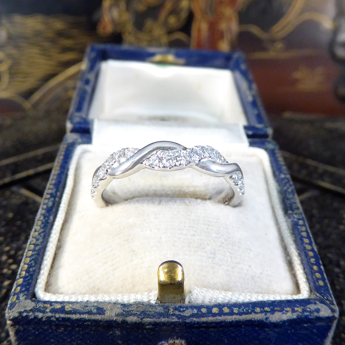 Diamond Twist Band Ring in 18ct White Gold
