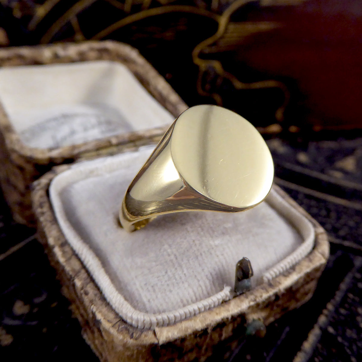 Vintage 18ct Yellow Gold Circular Plain Large Signet Ring - Wharfedale Antiques