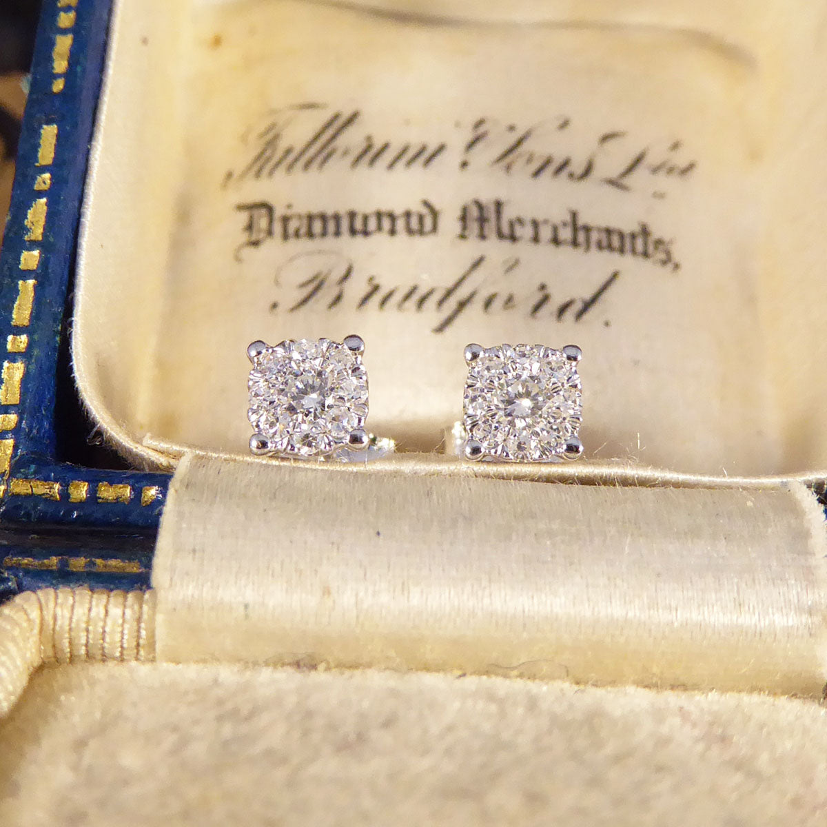 Contemporary 0.20ct Diamond Cluster and 1.00ct Look Earrings in White Gold - Wharfedale Antiques