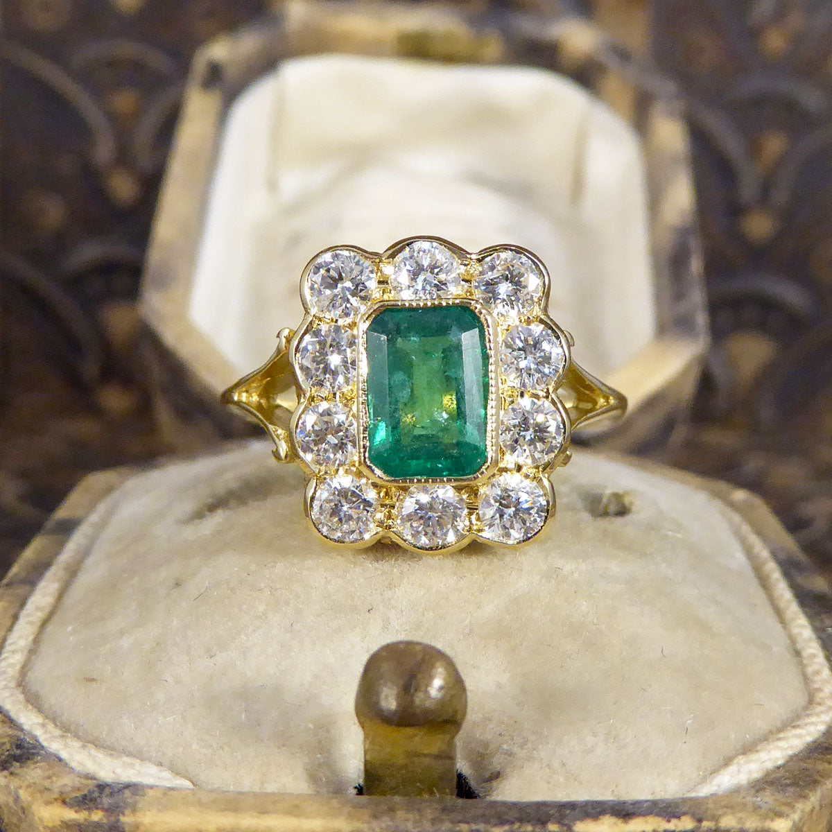 Contemporary Edwardian Style 0.90ct Emerald and 0.90ct Diamond Cluster Ring in 18ct Yellow Gold