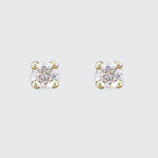 Diamond Stud Earrings in Yellow Gold