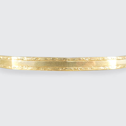 C1928 Detailed 9ct Yellow Gold Solid Slave Bangle - Wharfedale Antiques
