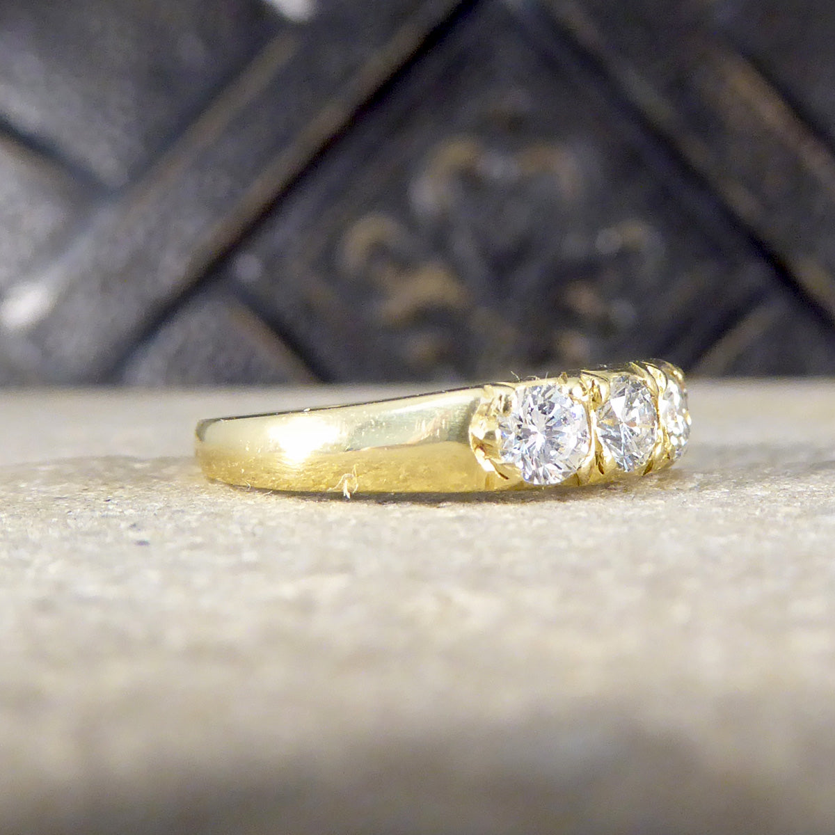 Vintage 0.75ct Diamond Five Stone Ring in 18ct Yellow Gold - Wharfedale Antiques