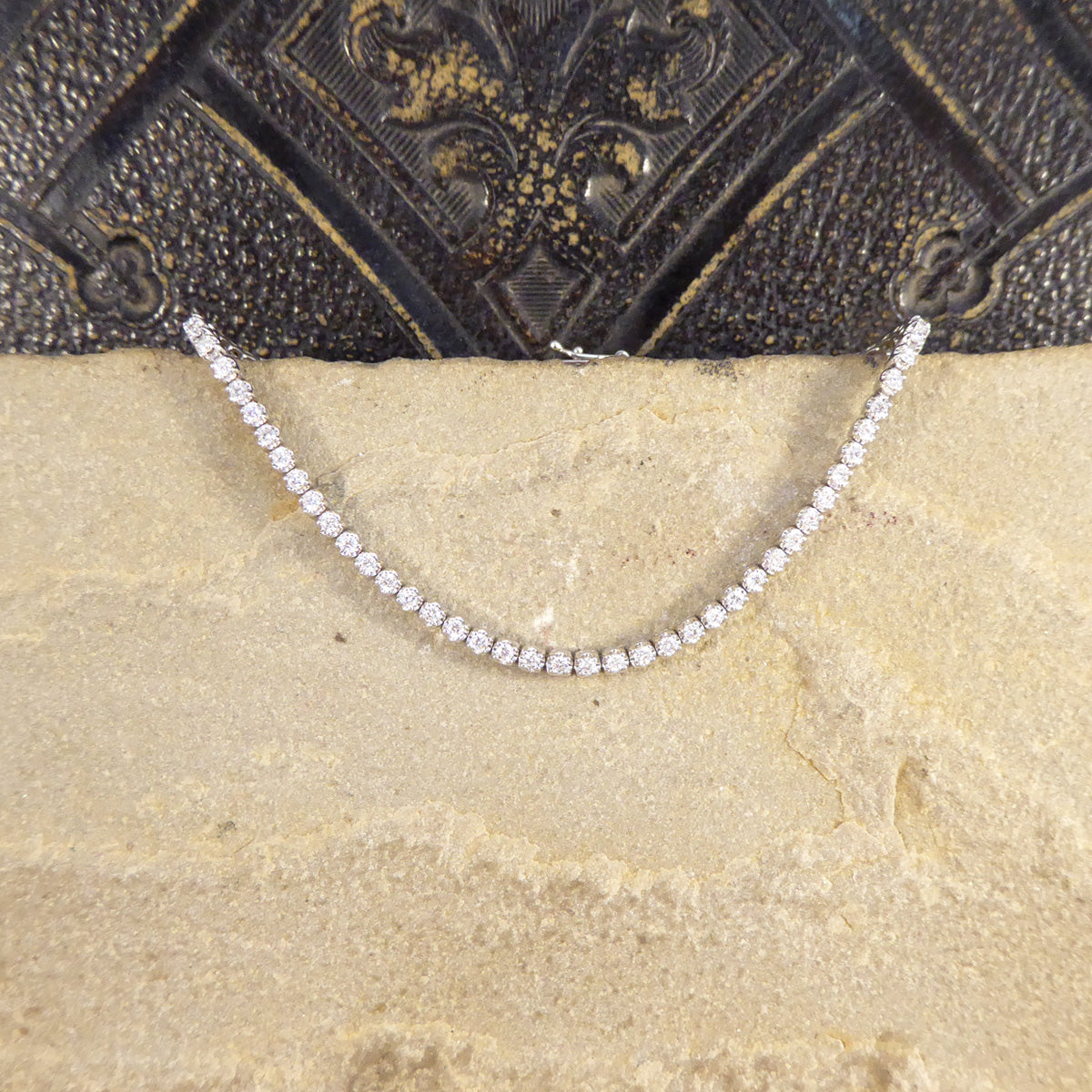 Classic and Fine 1.00ct Diamond Tennis Bracelet in White Gold - Wharfedale Antiques