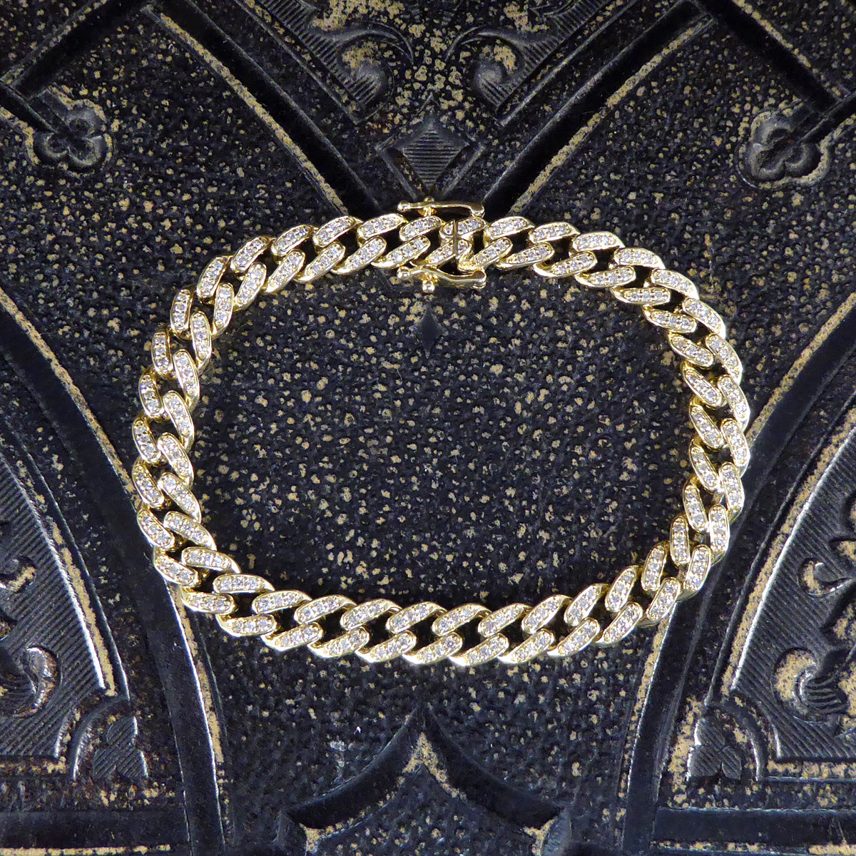 Modern Brilliant Cut Diamond Set Curb Bracelet in Yellow Gold - Wharfedale Antiques