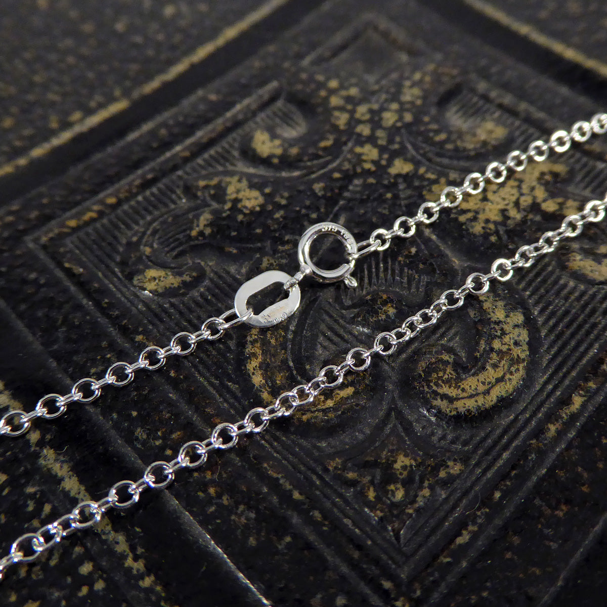 Diamond 2.00ct Illusion Cluster Pendant Necklace in White Gold - Wharfedale Antiques
