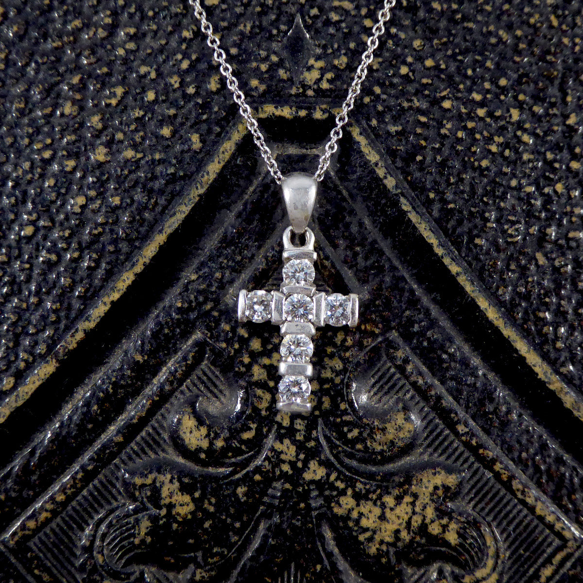 Diamond Set Cross Pendant Necklace in 18ct White Gold - Wharfedale Antiques