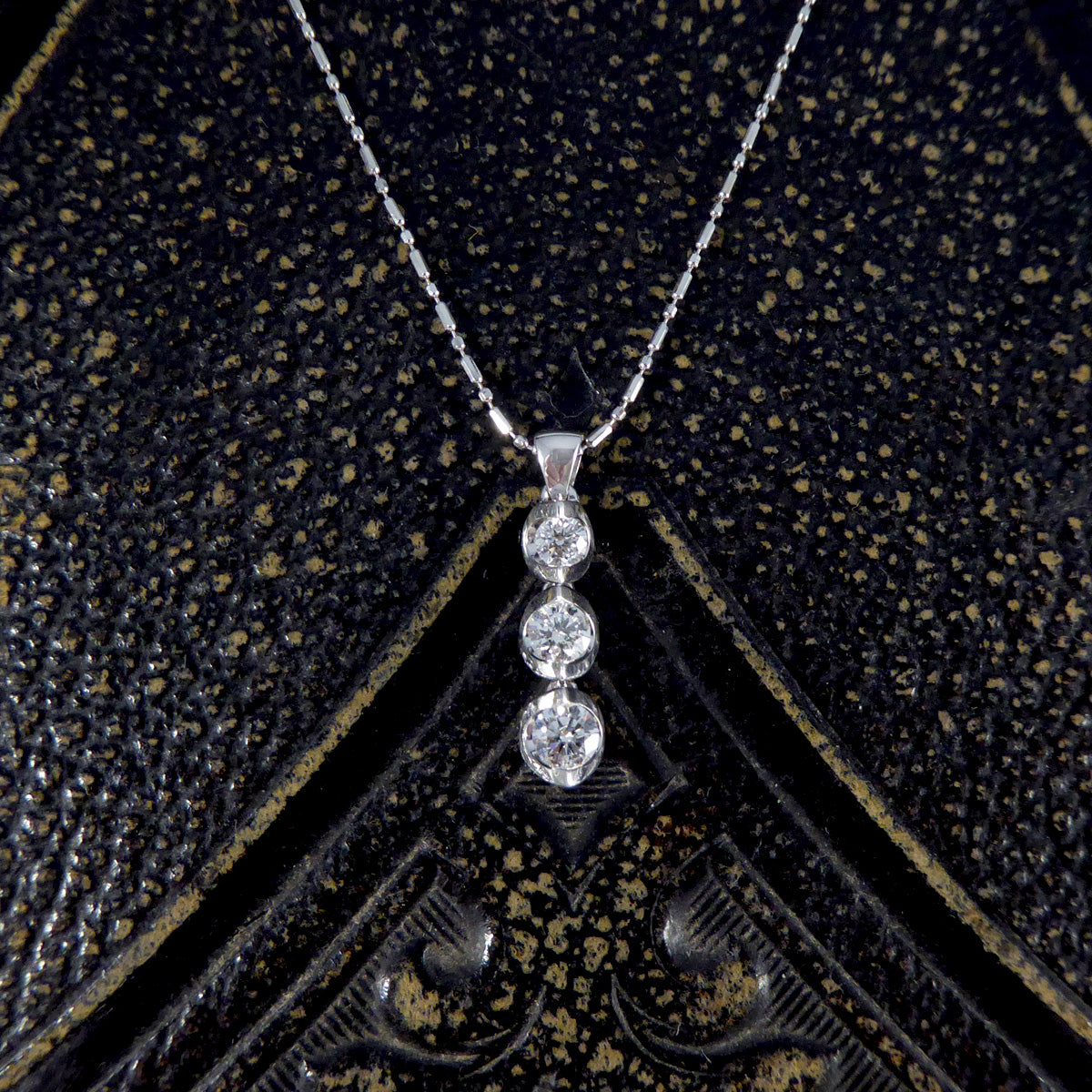 Diamond Graduating Three Stone Drop Pendant Necklace in 18ct White Gold - Wharfedale Antiques