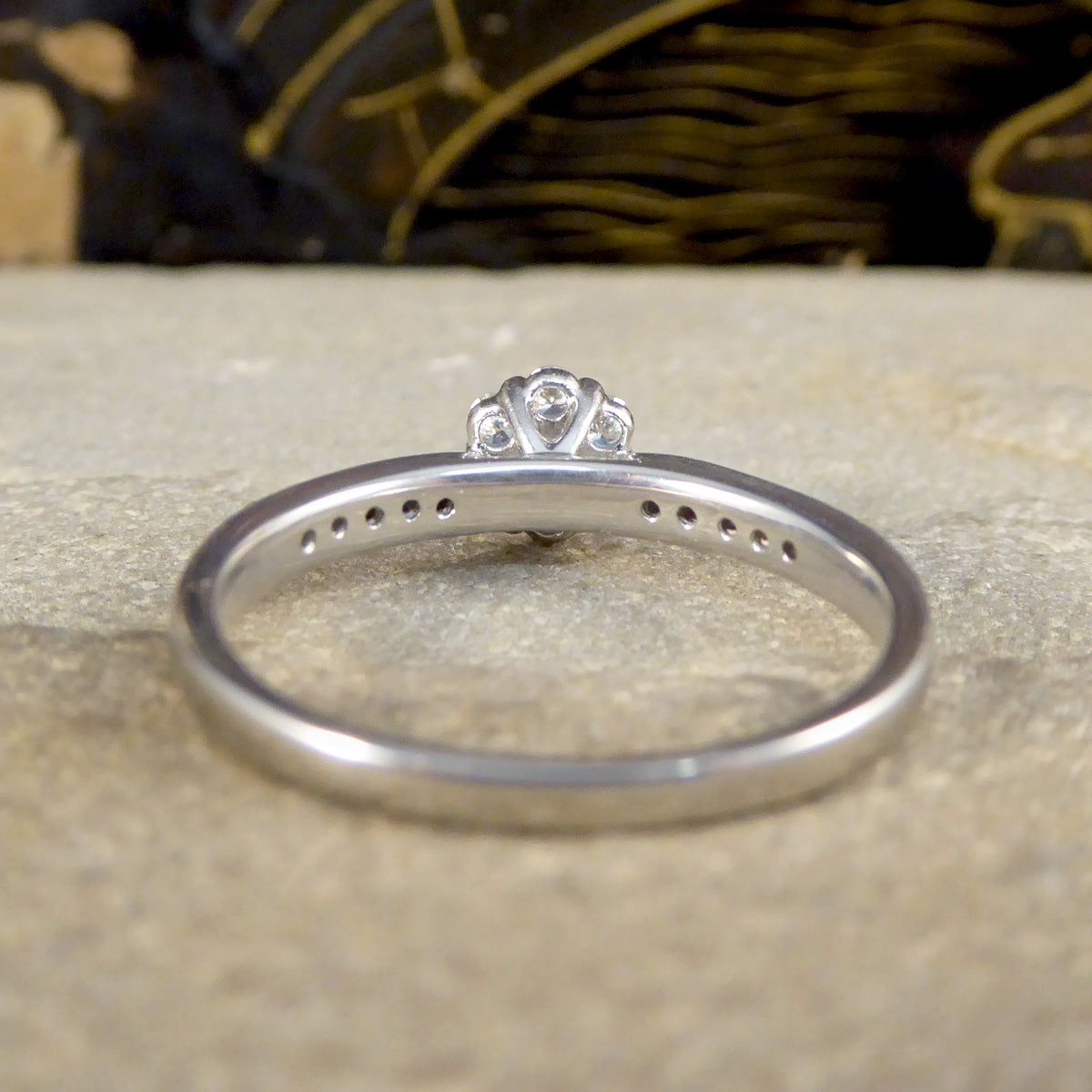 Daisy Diamond Cluster Ring with Diamond Shoulders in Platinum - Wharfedale Antiques