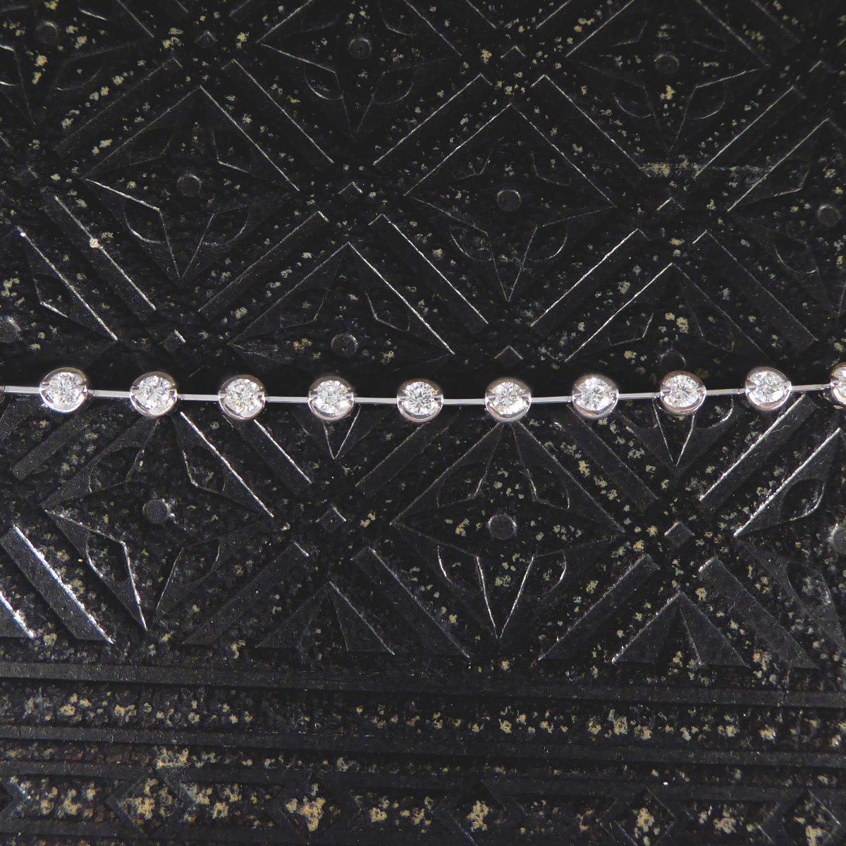 2.00ct Brilliant Cut Diamond Tennis Bracelet in 18ct White Gold - Wharfedale Antiques