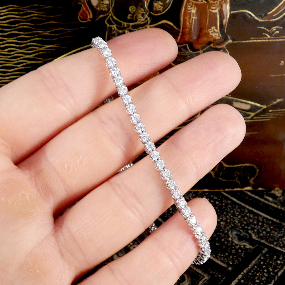 Classic 2.00ct Brilliant Cut Diamond Tennis Bracelet in Platinum