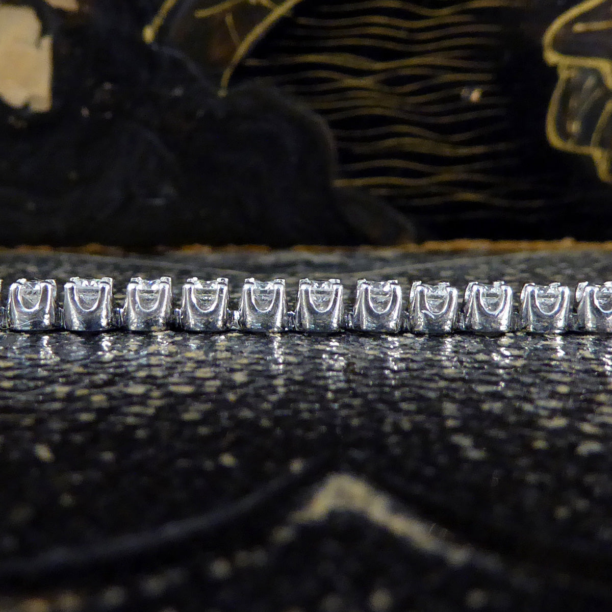 Brilliant Cut Diamond 3.00ct Flexi-link Tennis Bracelet in 18ct White Gold - Wharfedale Antiques