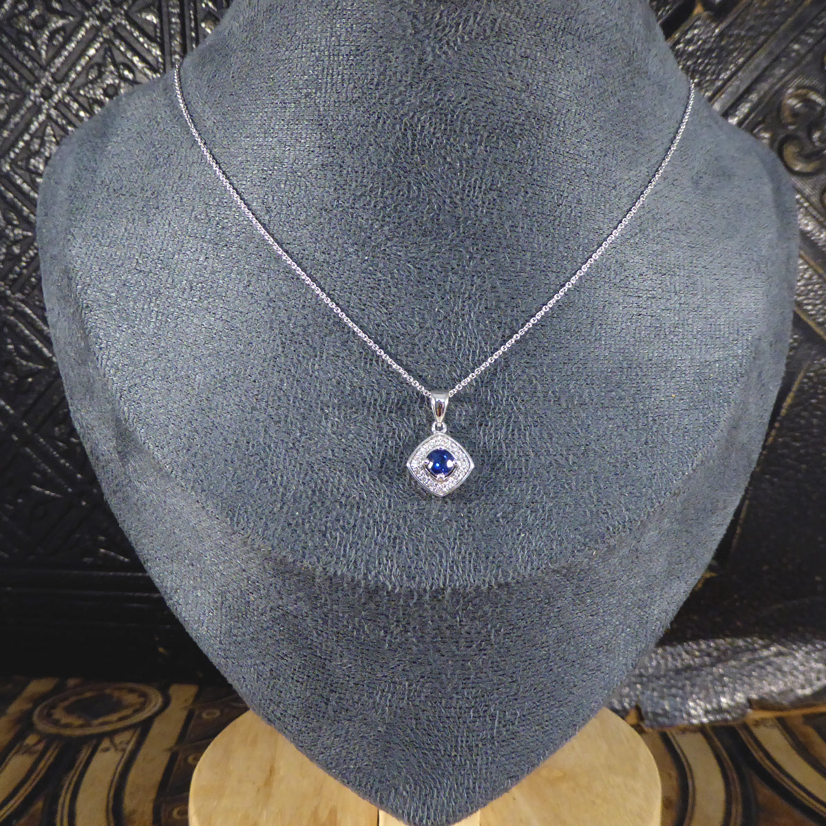 Ceylon Sapphire and Diamond Cluster Pendant Necklace in White Gold - Wharfedale Antiques