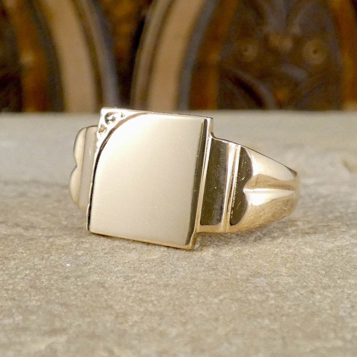 Vintage Rectangular Faced Signet Ring in 9ct Old Gold
