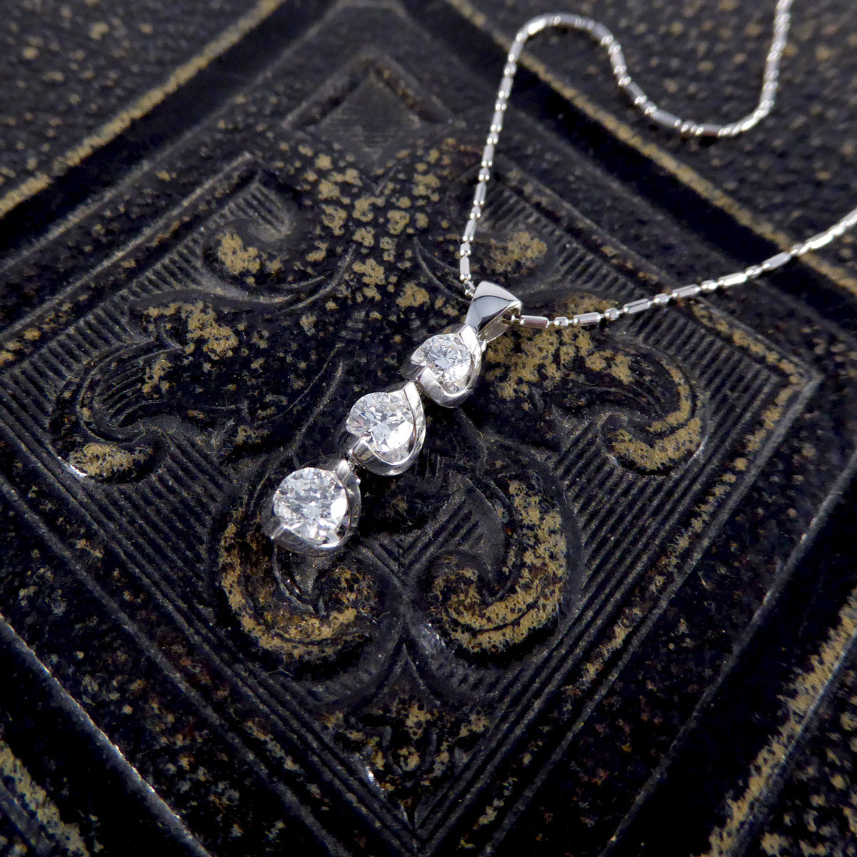 Diamond Graduating Three Stone Drop Pendant Necklace in 18ct White Gold - Wharfedale Antiques