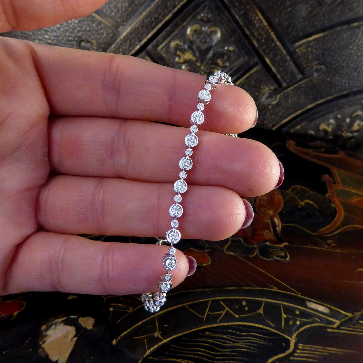Little and Large Alternating Diamond Tennis Bracelet in 18ct White Gold - Wharfedale Antiques