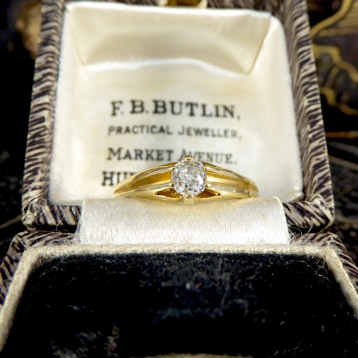 Late Victorian Old Cushion Cut Diamond Belcher set Ring in 18ct Yellow Gold - Wharfedale Antiques