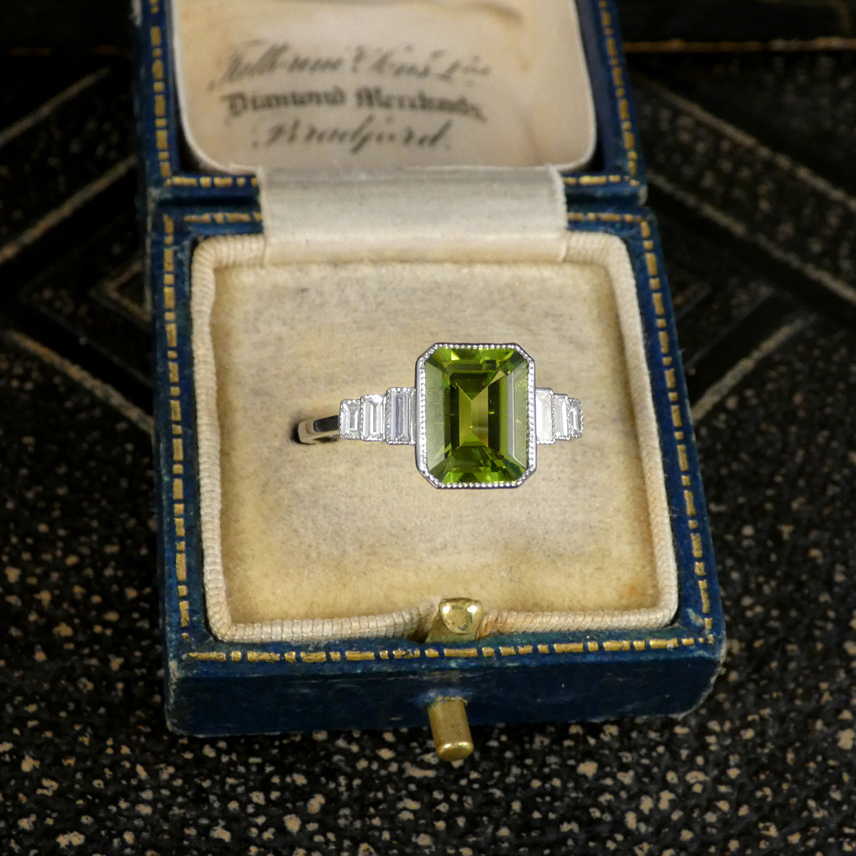 A gorgeous art deco style vintage ring in platinum.