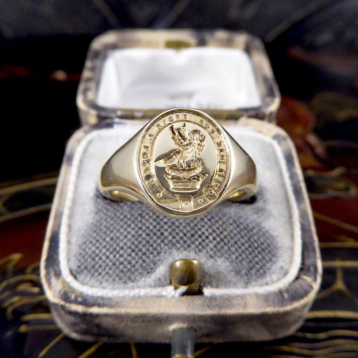 "I Die For Those I Love" Crested Signet Ring in Yellow Gold - Wharfedale Antiques
