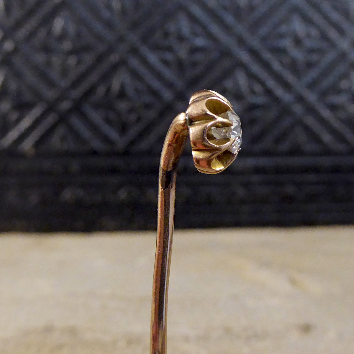 Antique Victorian 0.41ct Diamond Claw Set Pin in 9ct Yellow Gold - Wharfedale Antiques