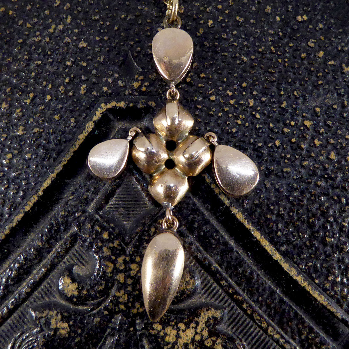 Antique Georgian Foiled Back Garnet Cross Drop Pendant Necklace in Yellow Gold