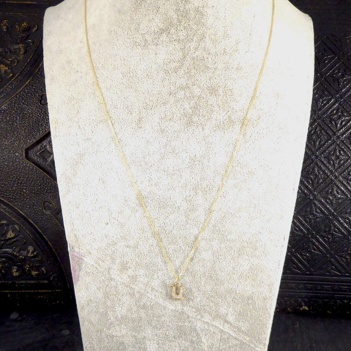 Diamond Set U Initial Pendant in 18ct Yellow Gold on a Yellow Gold Necklace Chain - Wharfedale Antiques